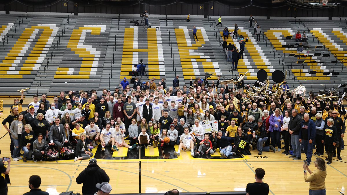 UW-Oshkosh Men's Basketball tweet media