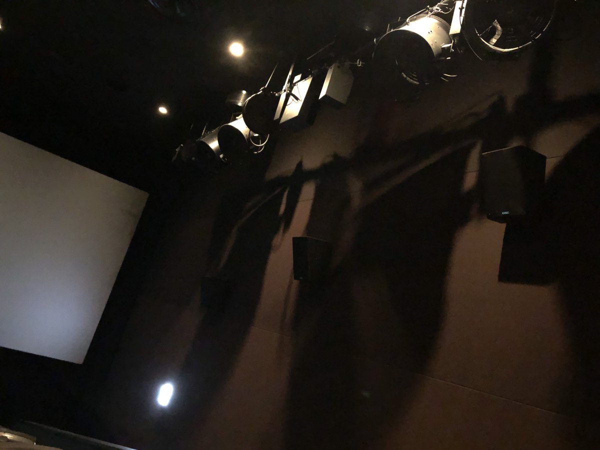 有村聖夜（金髪ロン毛迷彩男の日常） tweet media