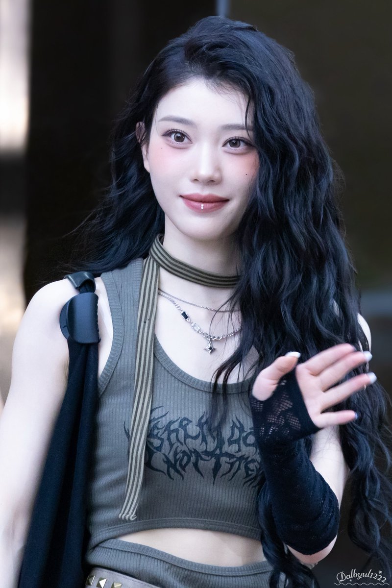 우𝗠𝗜𝗟𝗞유 🍼 tweet media