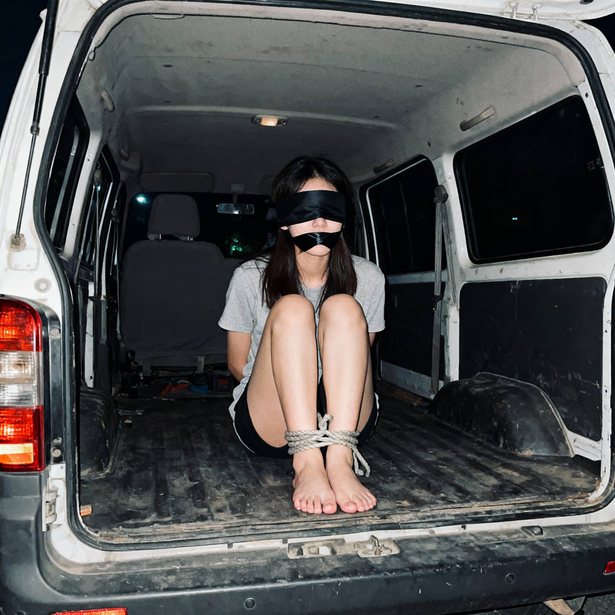 VigoreFey's tweet photo. abducted college girl
Check out my DeviantArt page for more updates. https://t.co/LJaZTePHPS #bondage #collegegirl #bdsm #submissivegirl #beauty #sexy #footfetish #collar #barefoot #blindfolded #gagged https://t.co/fYFNsXviwH