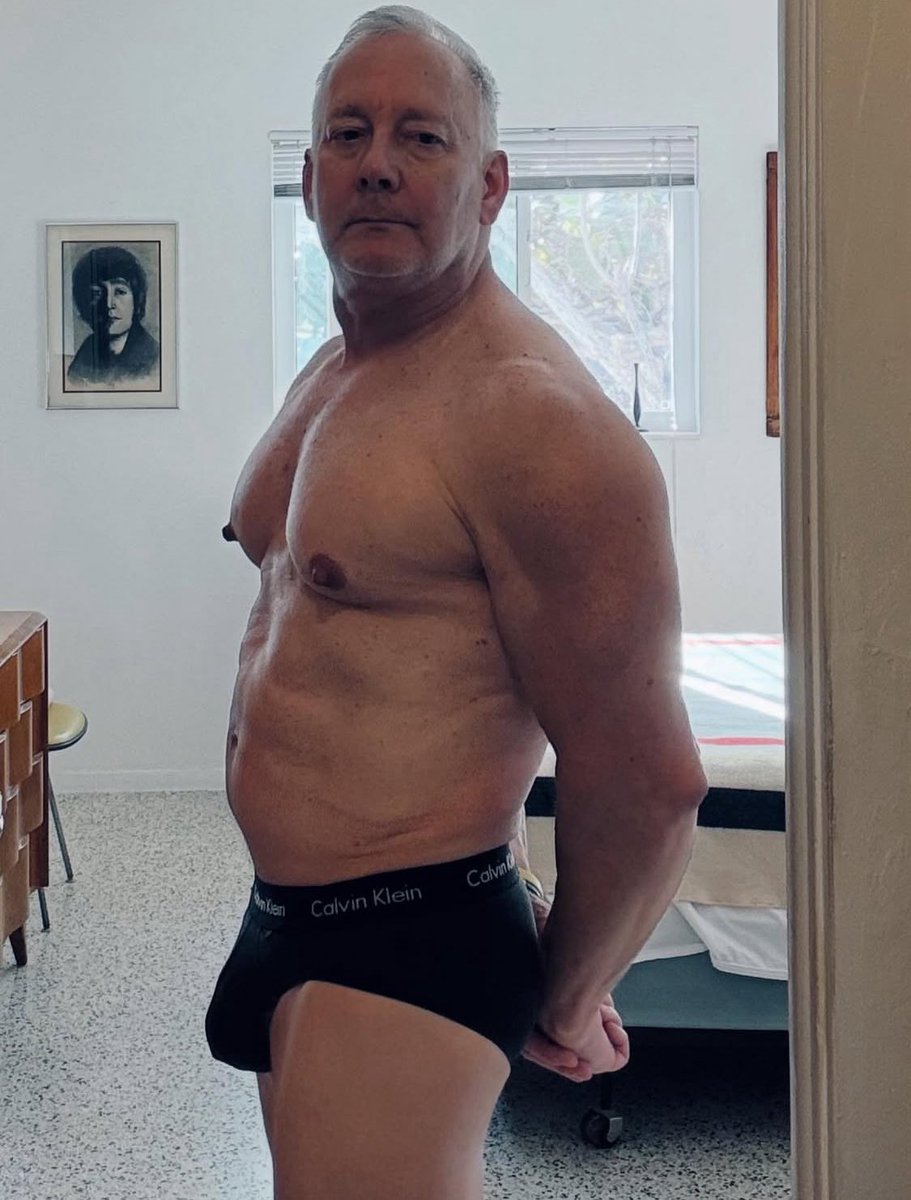 PopsHomies tweet media