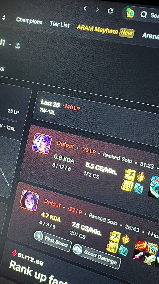 Peedrogarcia28's tweet photo. Alguien me explica esta barbaridad ? @lolesports  @lol_es @Elyoya_LoL @IbaiLlanos @elxokas https://t.co/kO6fFPiGKu