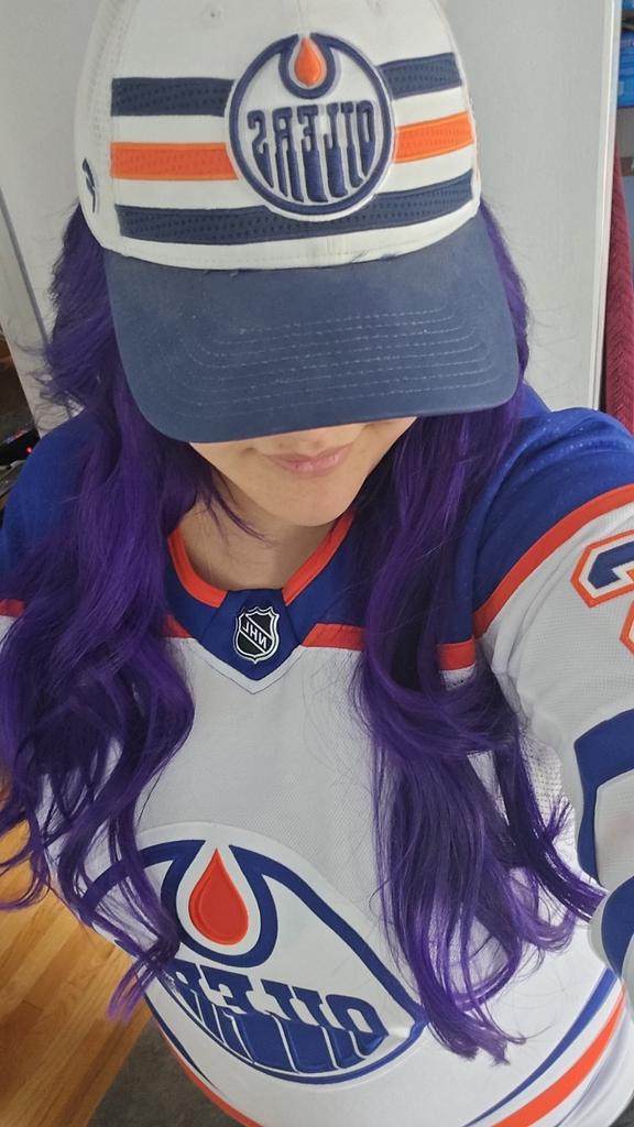 x - 𝕄𝕫 𝕂𝕒𝕥 💜 tweet media