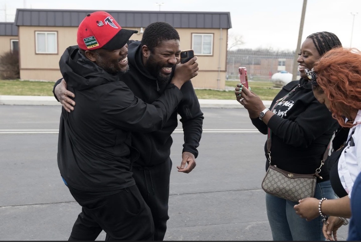 MiracleofI's tweet photo. We are so delighted to share that Roy Blackmon was exonerated today in partnership with the Wayne County Conviction Integrity Unit! Mr. Blackmon’s wrongful conviction stems from the police coercing witnesses to fabricate testimony. 27 years later, Mr. Blackmon is finally free. https://t.co/JNT1VDoXRm
