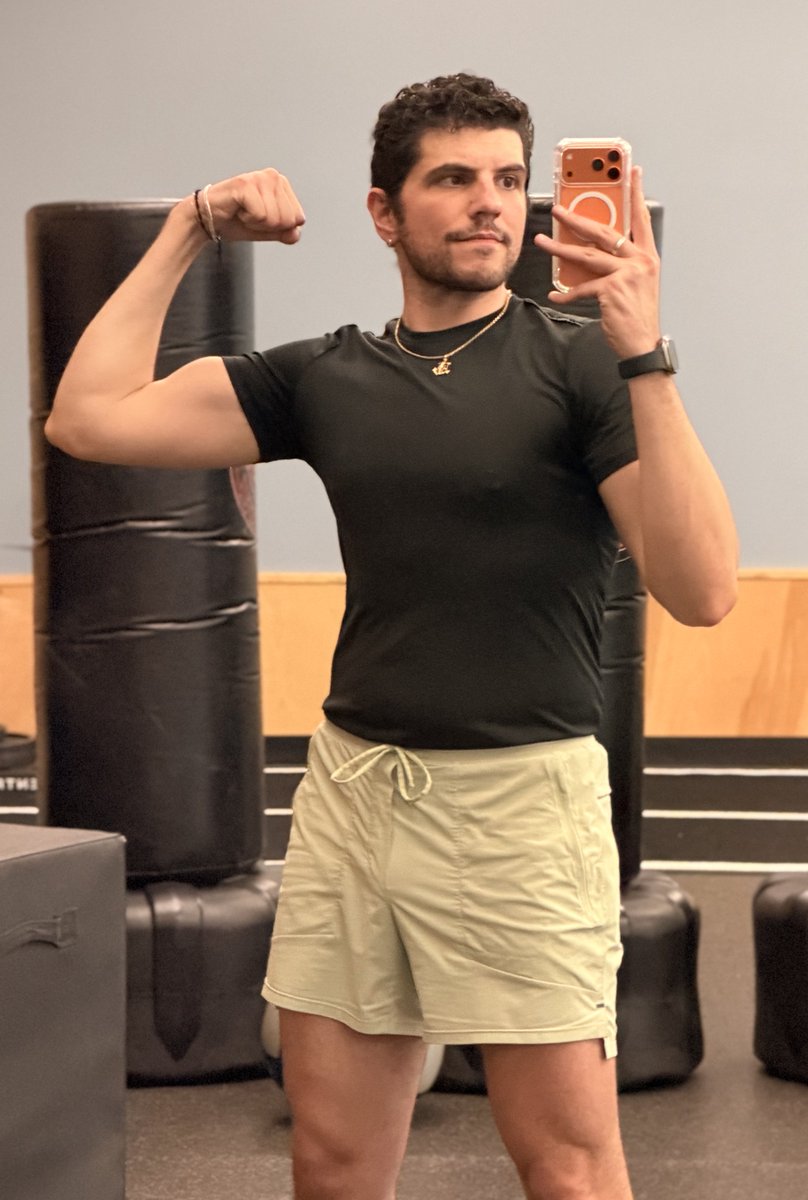 👹👹👹👹 tweet media