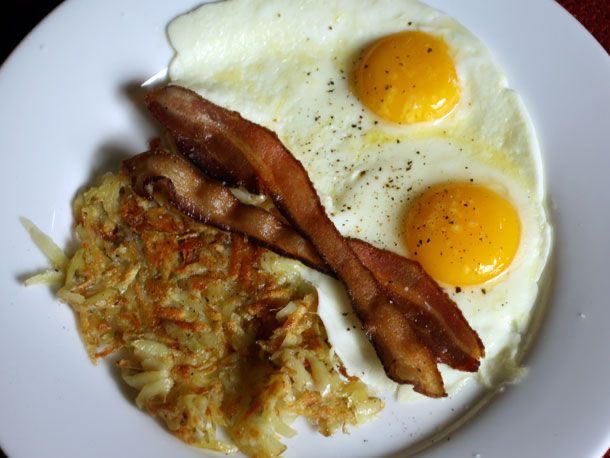 lmcalpin's tweet photo. @shion0_25mg Bacon, eggs, and hash browns. https://t.co/vf6CUzIIBB