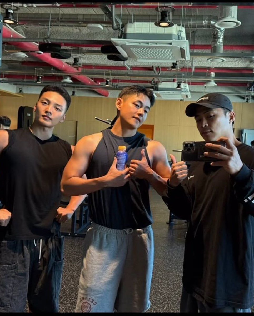 ju VAI VER O BTS tweet media