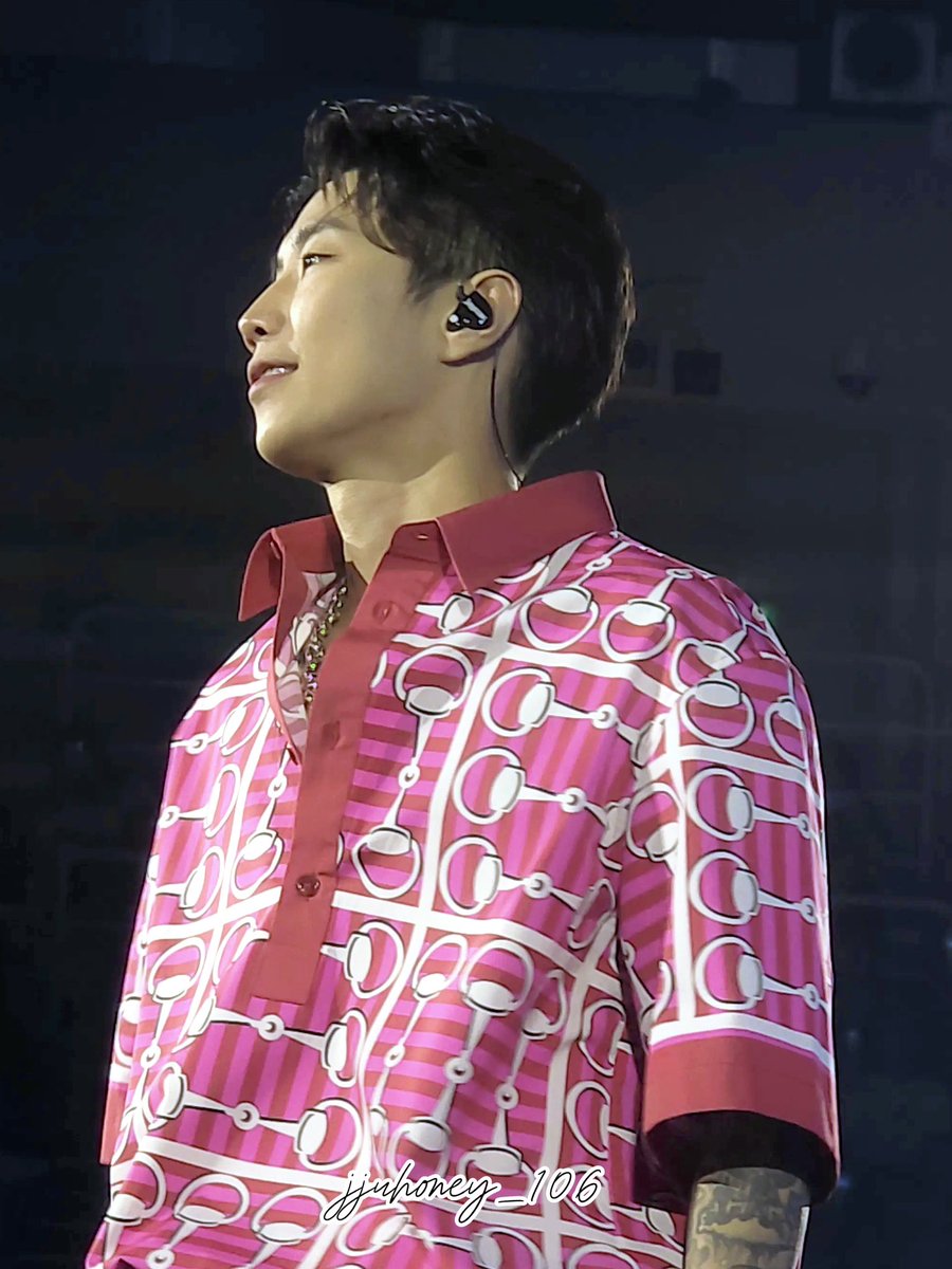 쭈허닝🍀 tweet media