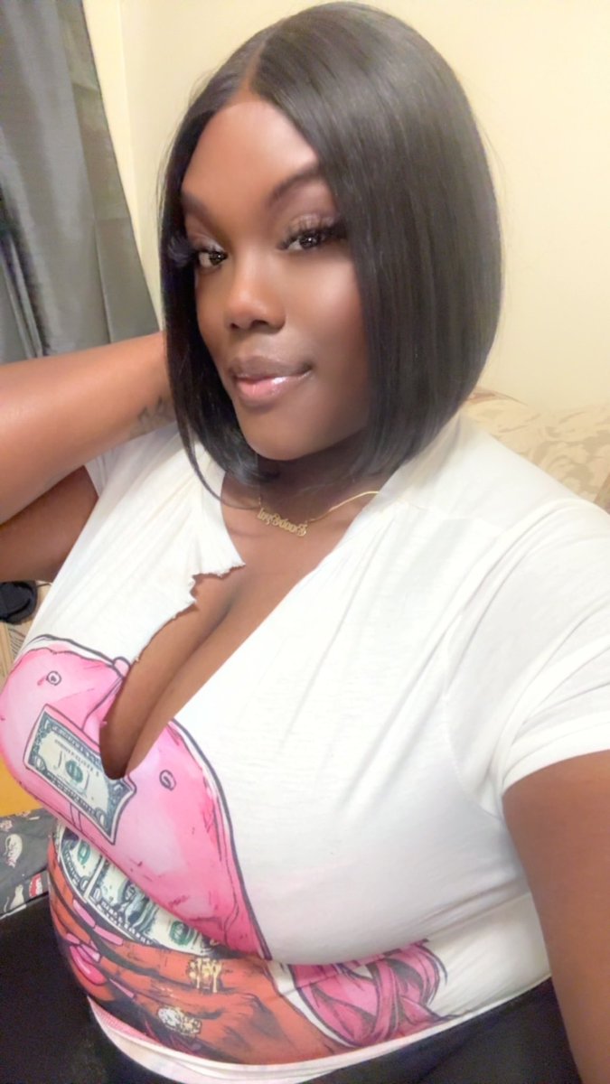 CarleeBraceface's tweet photo. Freaky Deaky Reish I know you want a piece 💕😋🥶 https://t.co/TBVOg48Krn