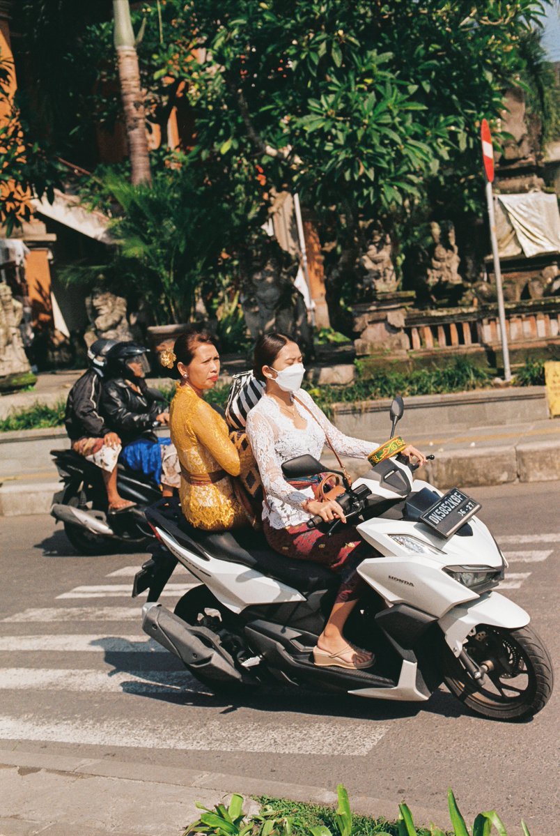 Simon Ribadeneira tweet media