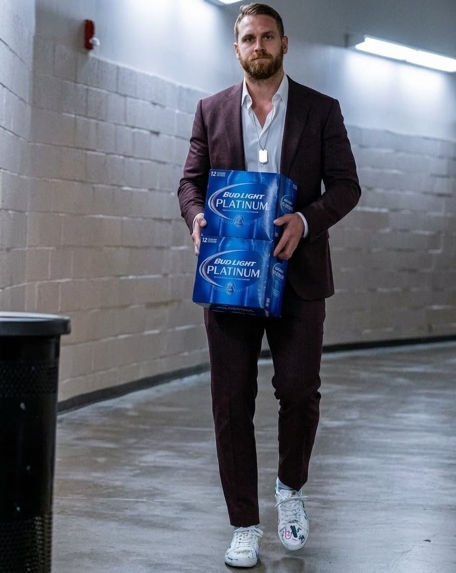 Penguins Jesus tweet media
