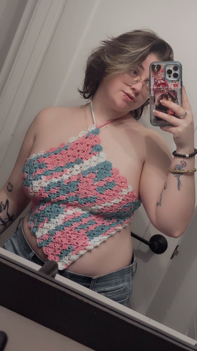 KitstellationVT's tweet photo. qrting this again bc i forgot i crocheted a top with this trans flag colored yarn i had stashed for i like 2 years now? lol :3 ironically finished it yesterday so that’s fitting https://t.co/mLuoAd6zFS