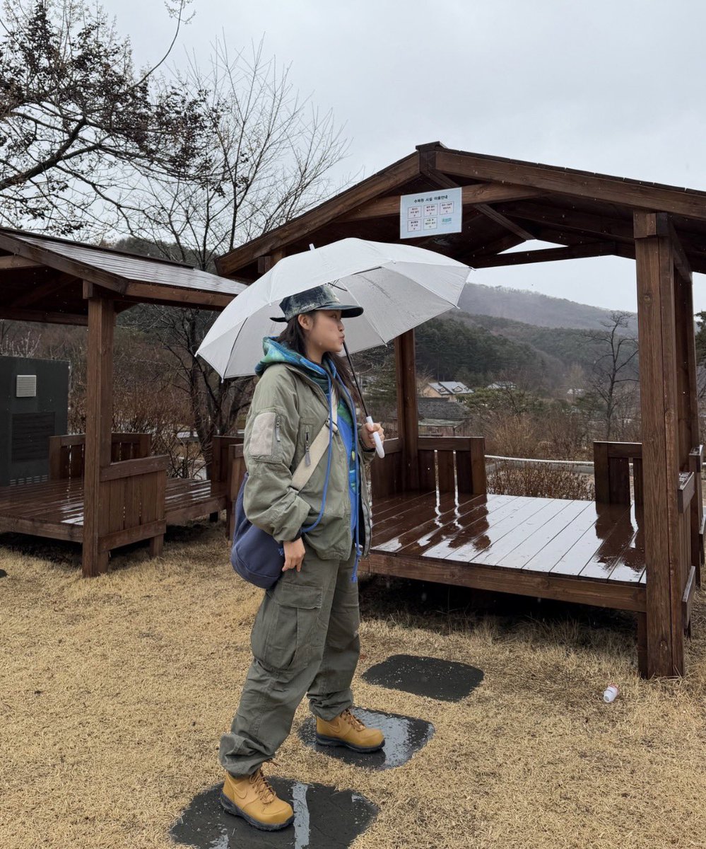 Vivienne tweet media