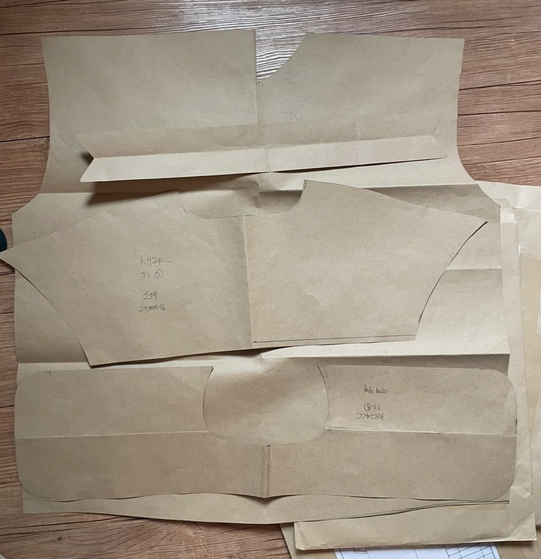 Vivienne tweet media