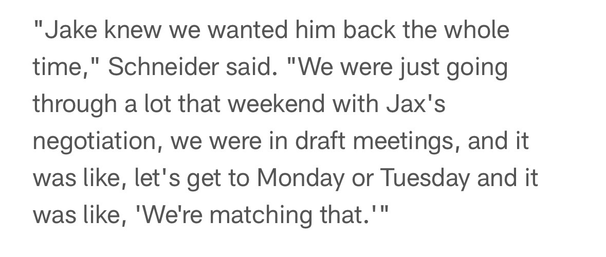 HawkMania tweet media