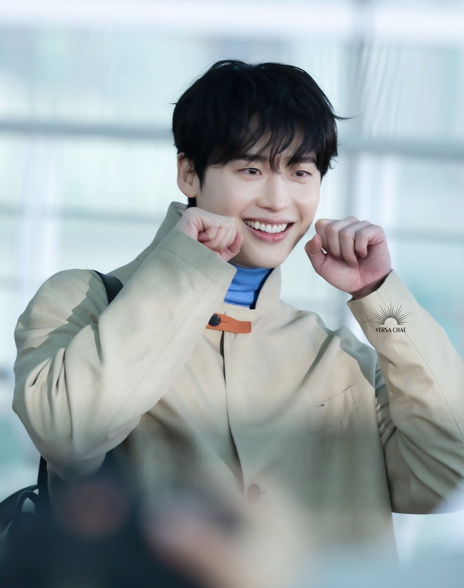 베르사채 tweet media