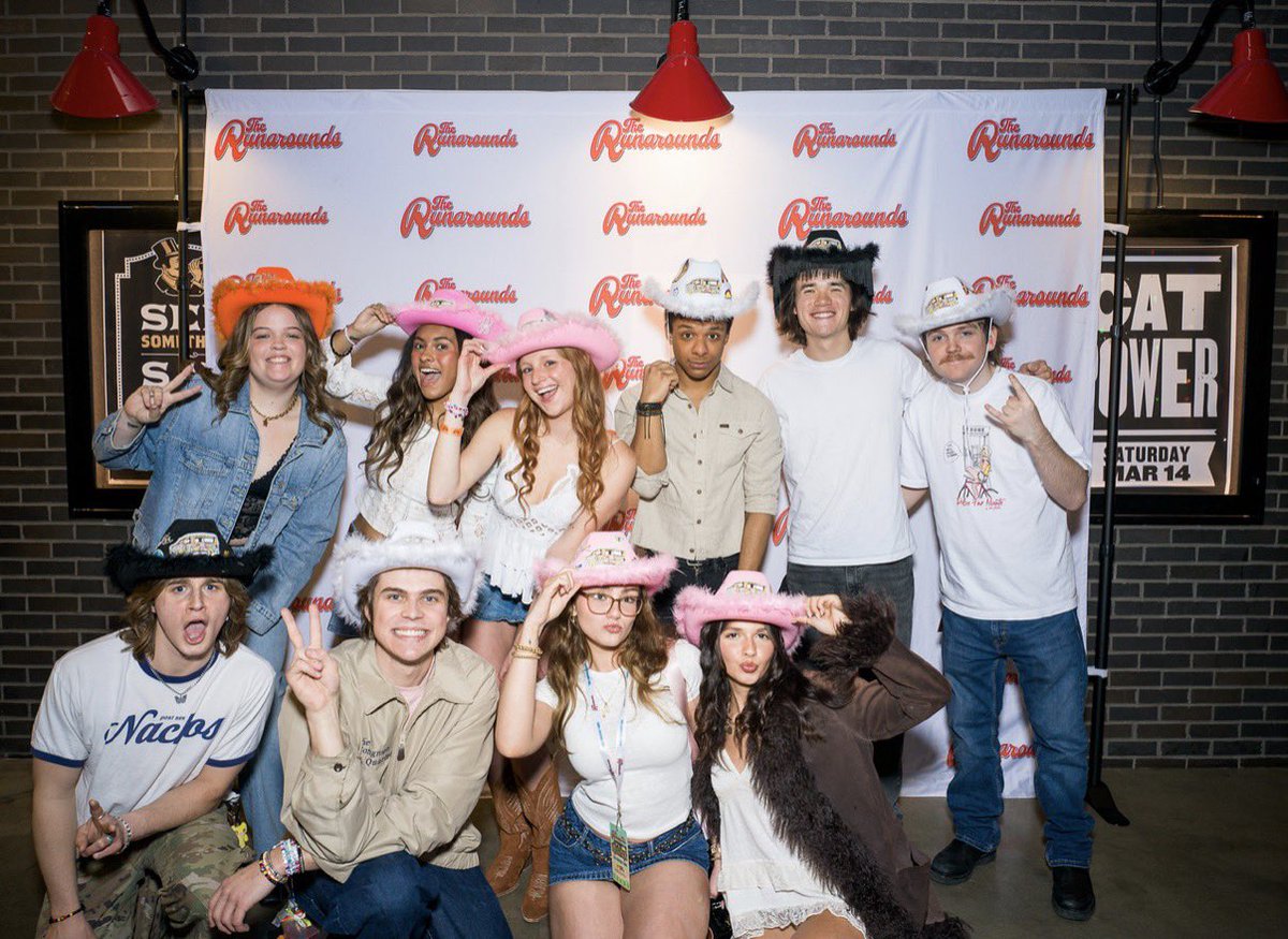 leah 🪽 tweet media