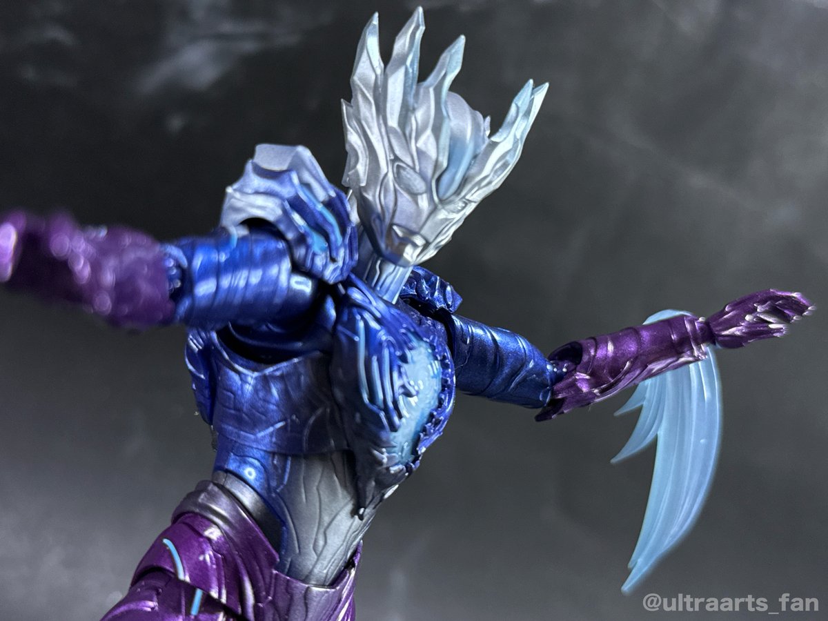 改造品S.H.Figuarts ウルトラマンサーガ 発光Ver 改造品S H Figuarts