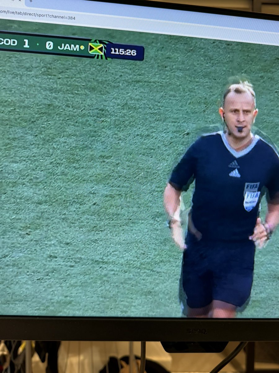 Loguito Fcb tweet media