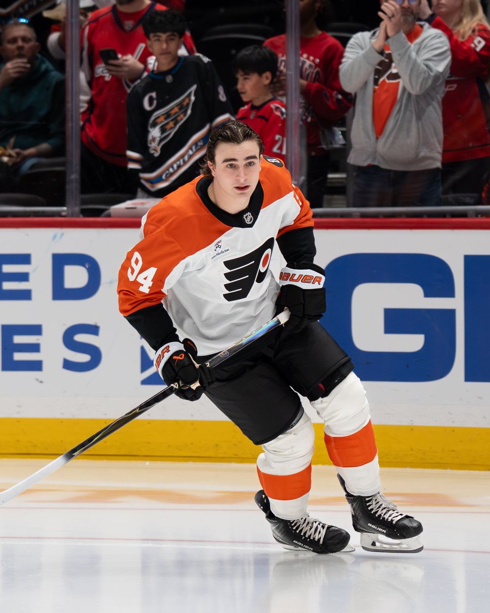 NHL's tweet image. Welcome to the NHL, Porter Martone! 👏

(📸: @NHLFlyers)