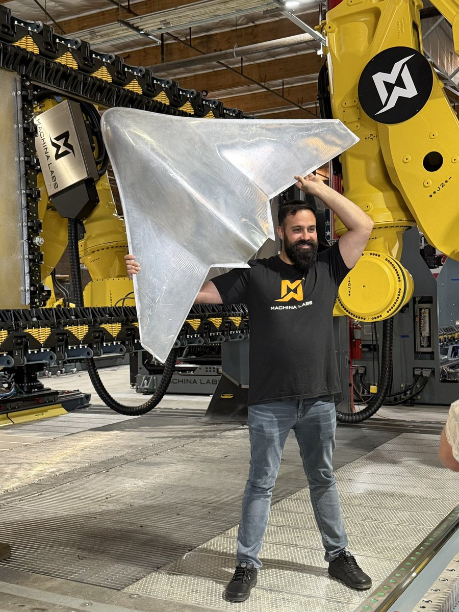 Edward Mehr tweet media