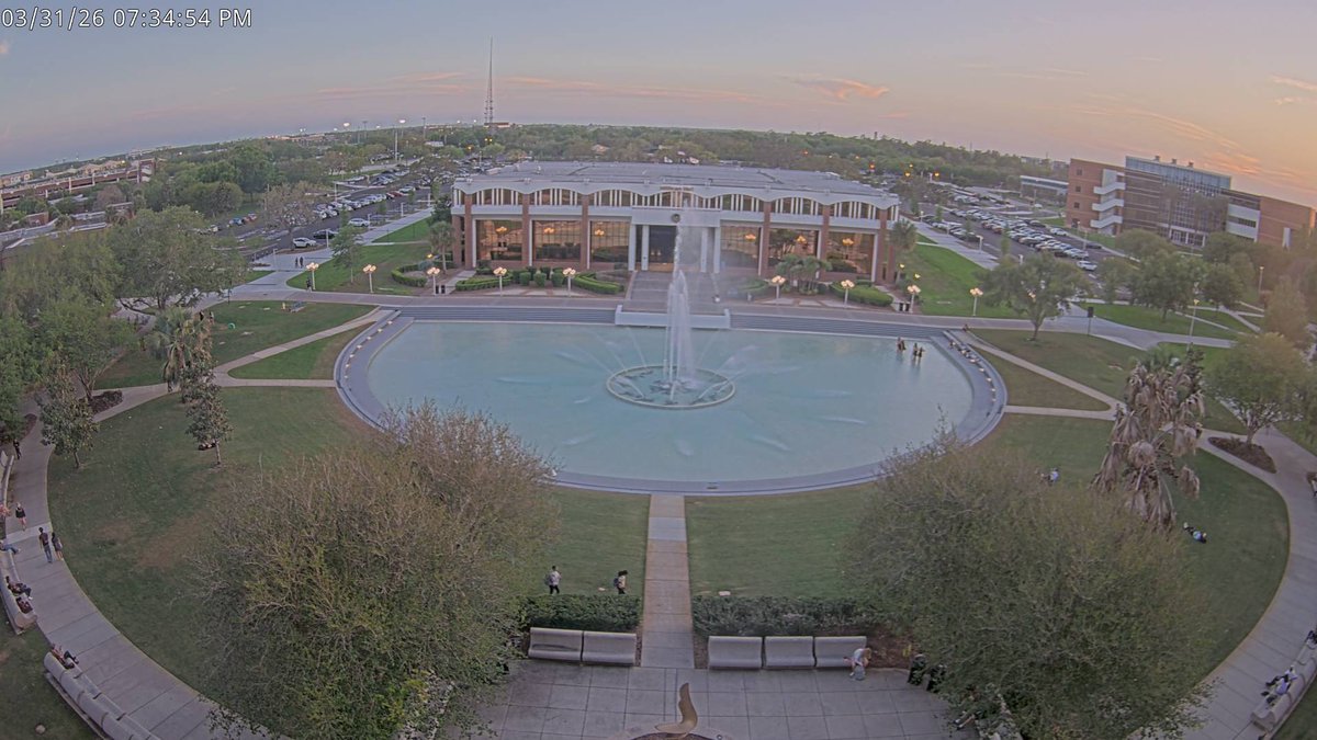 UCFWxSTEM's tweet photo. FSWN University of Central Florida at sunset and it's 75.8 F. https://t.co/Oasef3MpfT