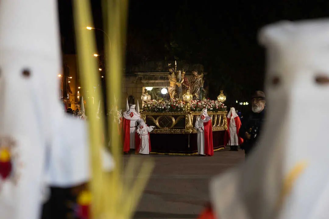 CofradiasSoria's tweet photo. Procesión de las cofradías de la @HuertoSoria y la @LaFlagelacion con su emotivo saludo en la plaza Mariano Granados, hoy Martes Santo.
📸 Fotos de Concha Ortega para @desdeSoria
#juntadecofradiasdesoria #Semanasantasoria #sobria #austera #devocional https://t.co/hpM5Vq2SkE