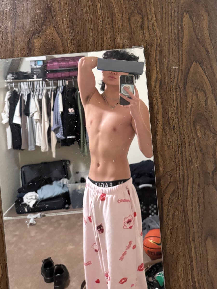 Takeitdeeper tweet media