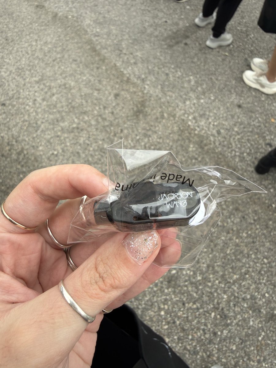 Jackson Wang Base tweet media