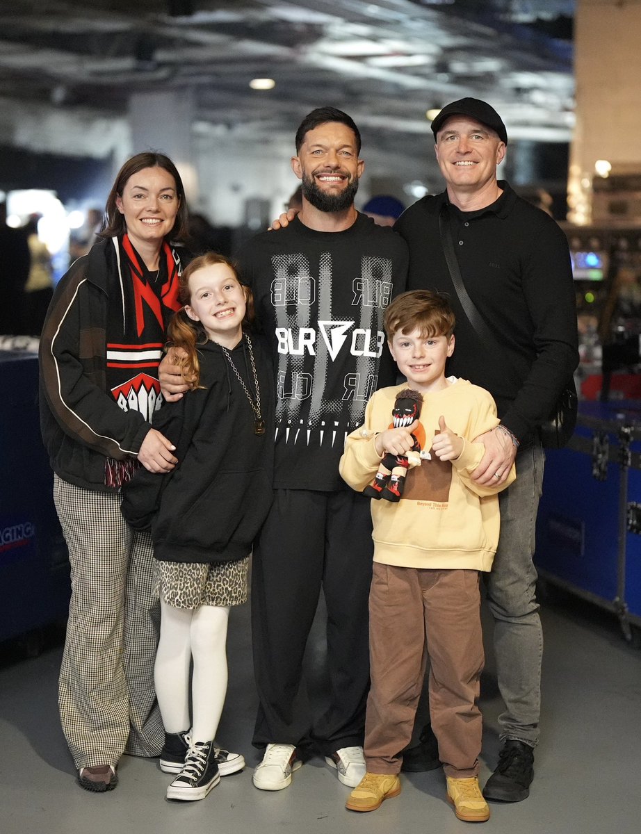 Finn Bálor tweet media