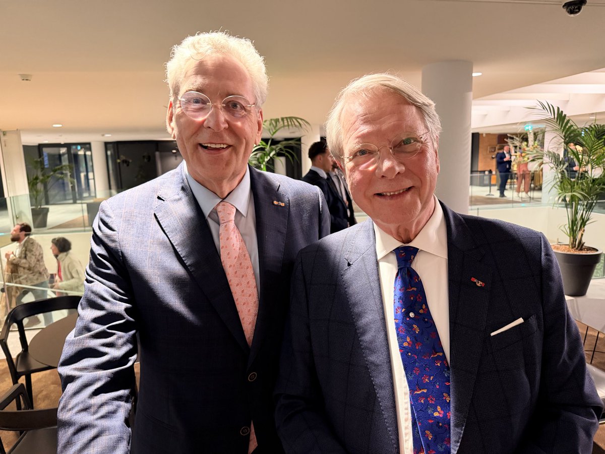 Henk Krol tweet media