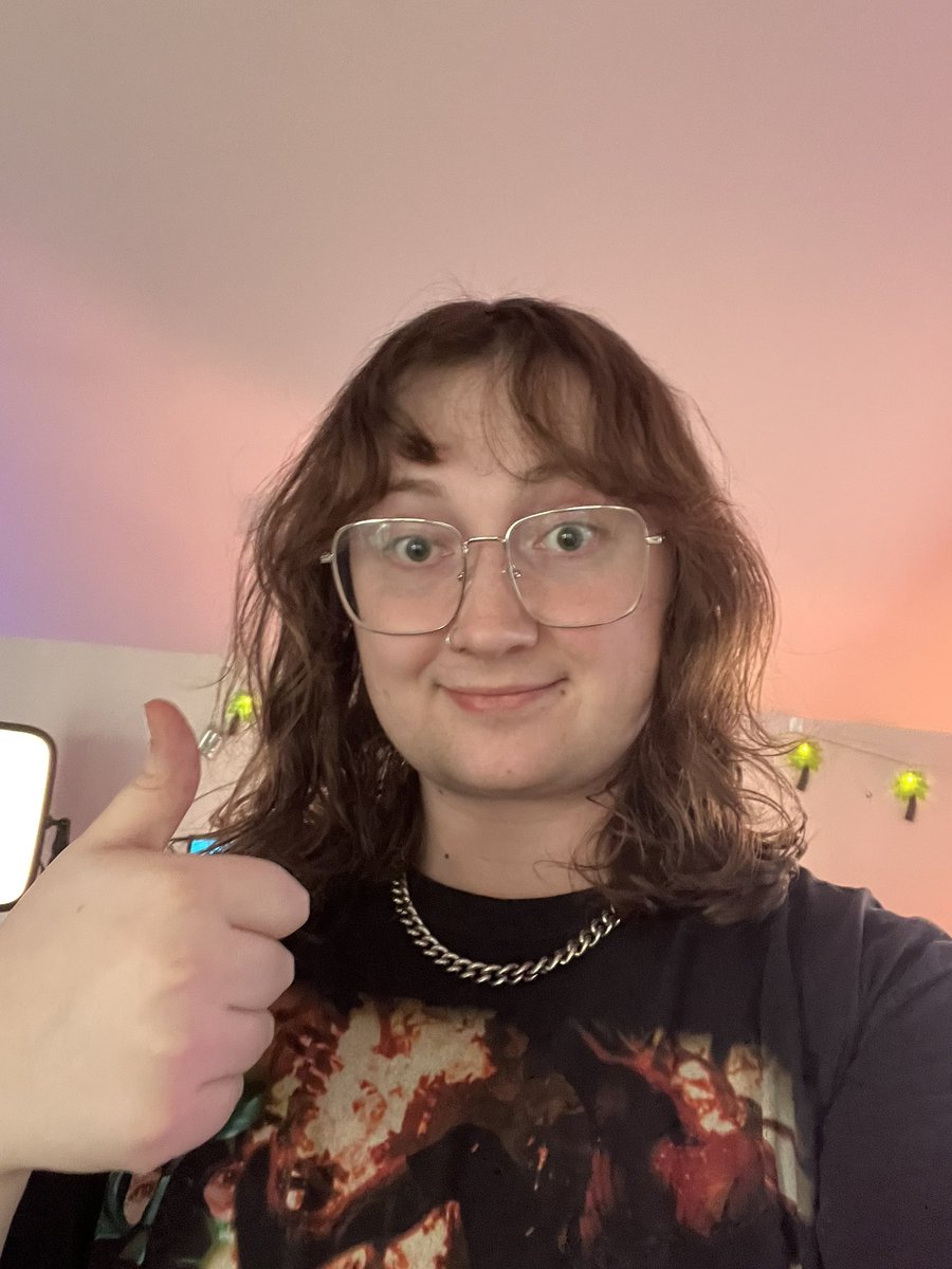 eden riley 🌻 tweet media