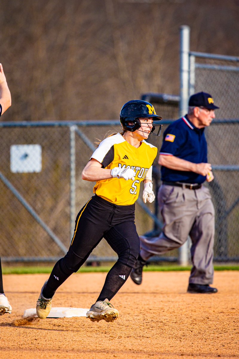 Cover Three Athletics tweet media