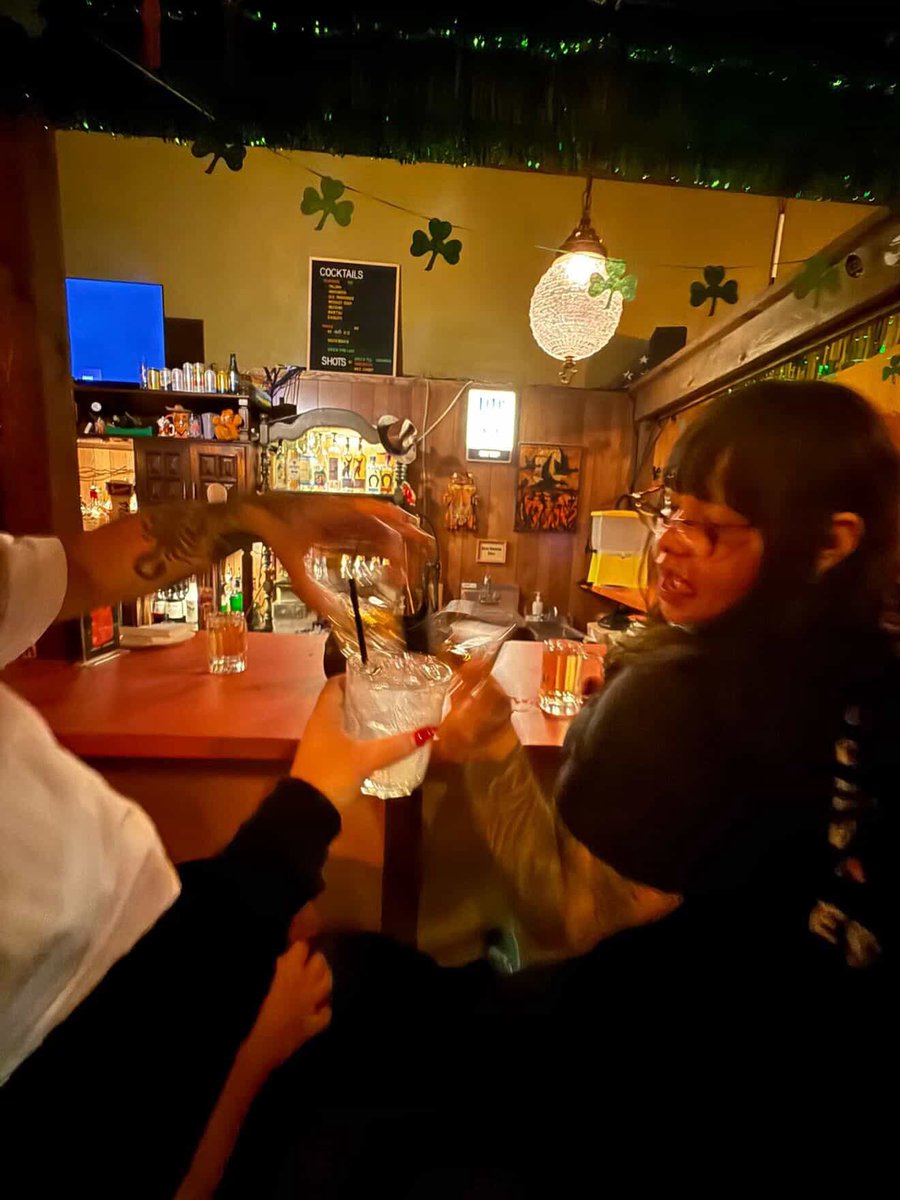 HELLOREG tweet media