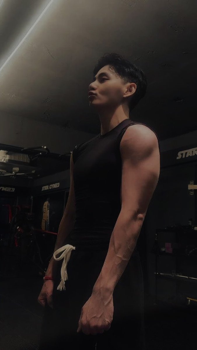 ‘ 𝐀 ’ tweet media