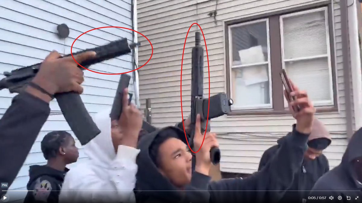 PEDIBUS PRIMUM IN INFERNOS tweet media