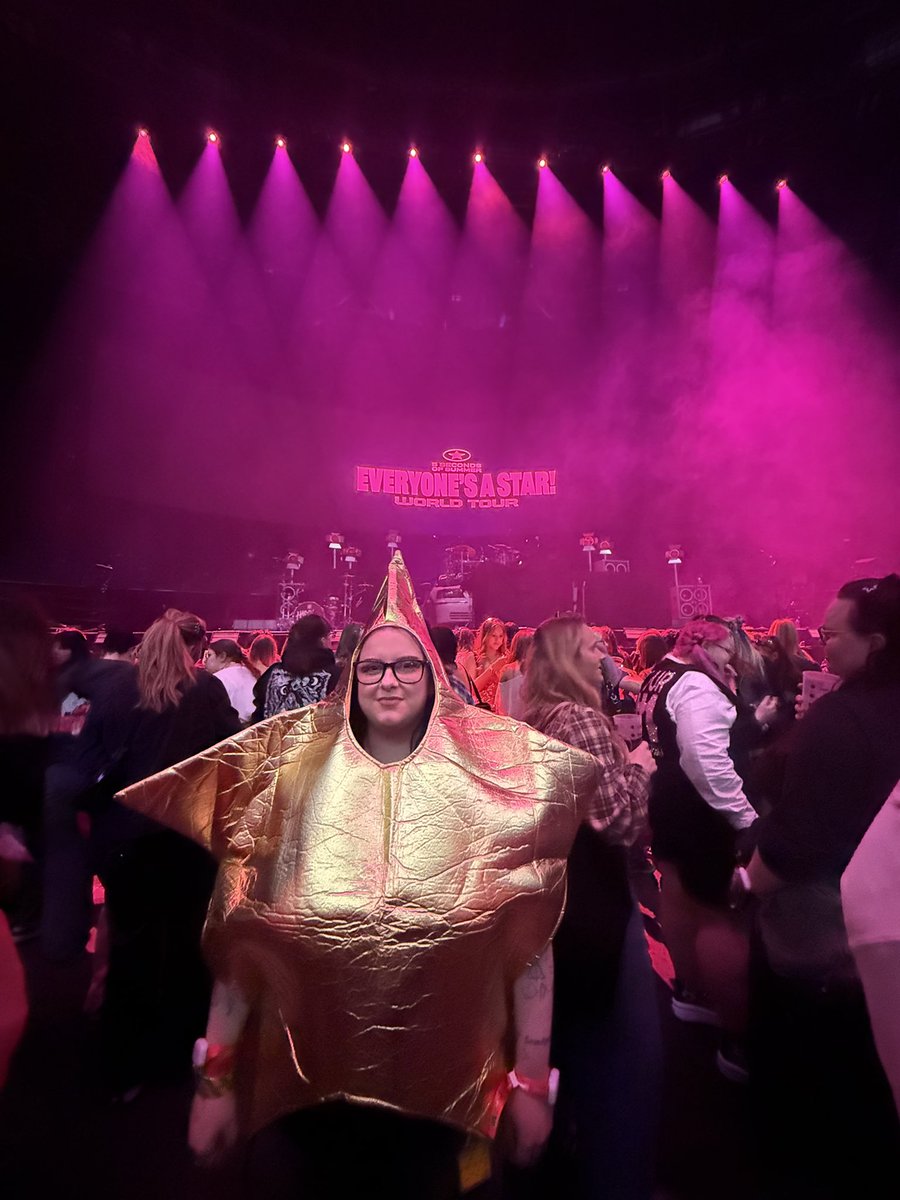 ✰sav✰ tweet media