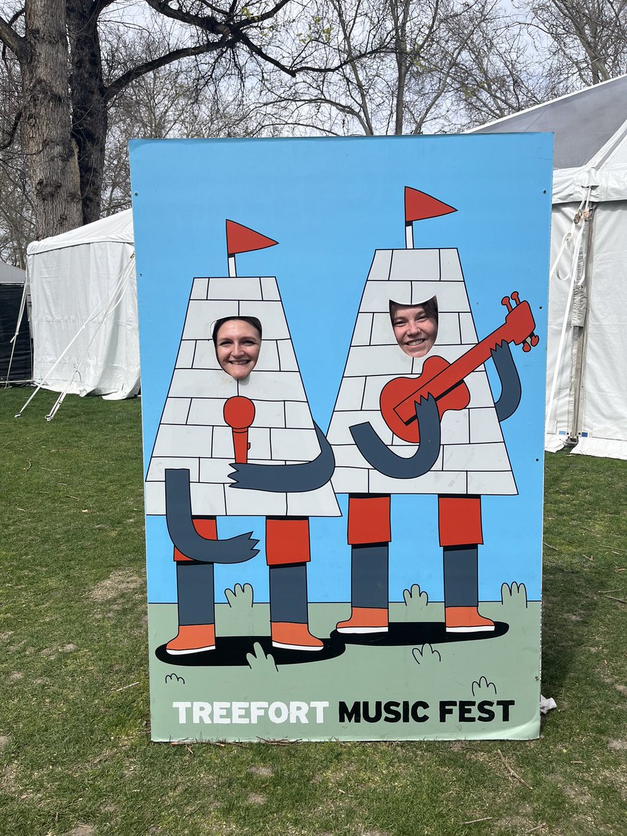 lateniteemo's tweet photo. late nite emo treefort recap 🙂‍↕️ https://t.co/ydFsXXgAGW