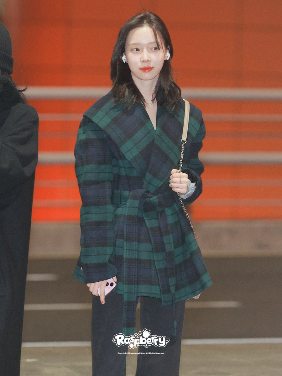 RaspberryKitten tweet media