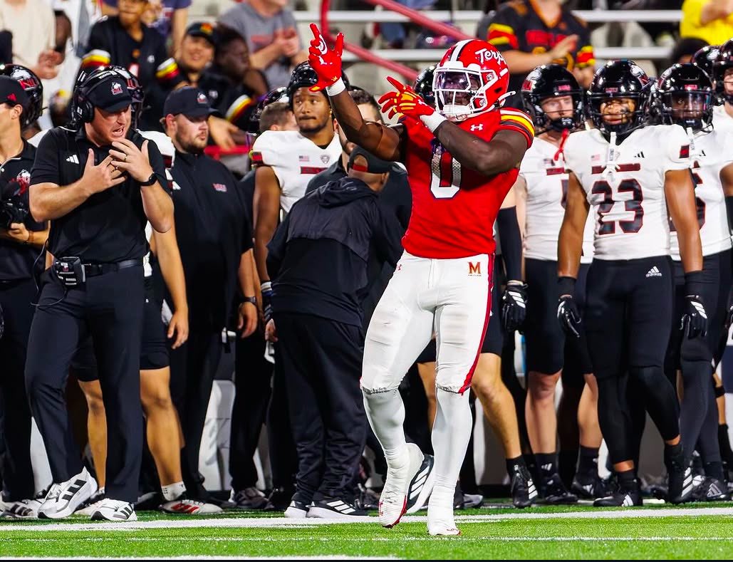 Blessed to have received an offer from the University of Maryland!🐢<a href="/CoachAPowell/">Andre Powell</a> <a href="/CoachLocks/">Michael Locksley</a> <a href="/TerpsFootball/">Maryland Football</a> <a href="/EdOBrienCFB/">EdOBrienCFB</a> <a href="/BrianDohn247/">BrianDohn247</a> <a href="/ChadSimmons_/">ChadSimmons</a> <a href="/WilsonBulldogs/">Wilson Bulldogs Football</a>