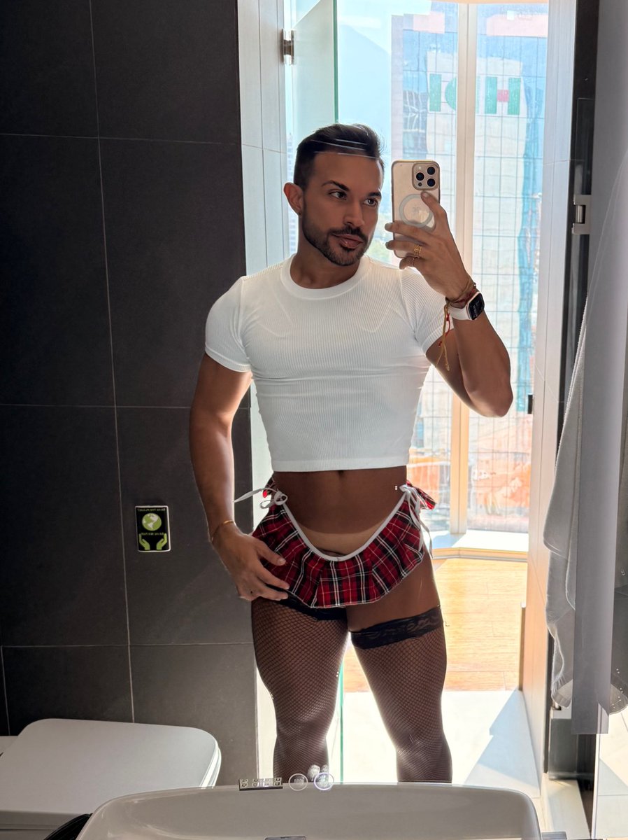 babyboyssaba__'s tweet photo. Te gusta una femboy asi? 👠 https://t.co/wmn9ZoVQXE