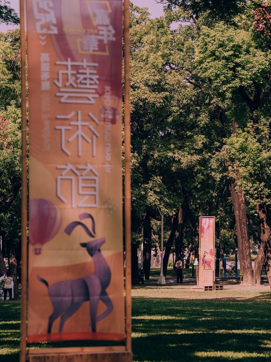 colechoski's tweet photo. 这款榴莲千层蛋糕，口感极其丰富，每一口都让人感到无比幸福和满足。 https://t.co/asFf3gTinP