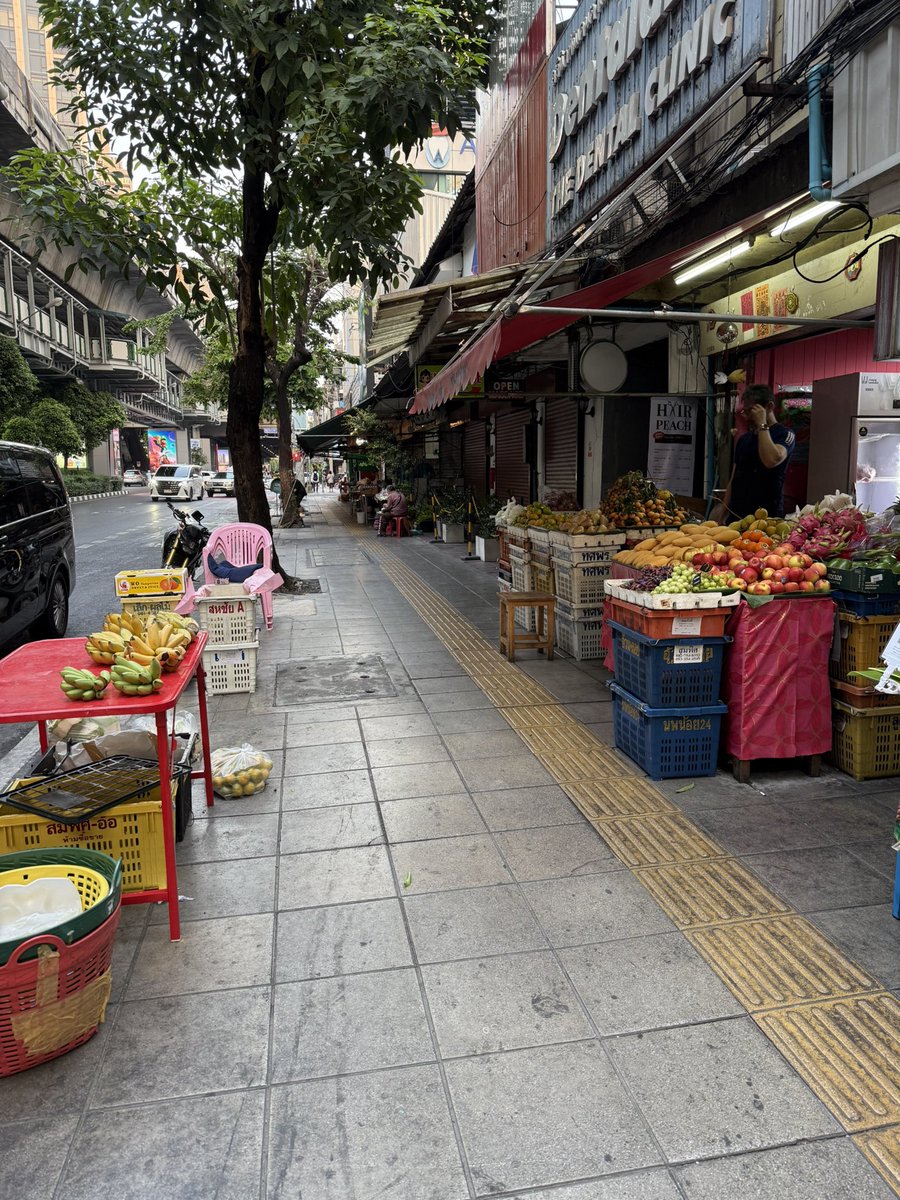 ミコトVと愉快な仲間たち tweet media