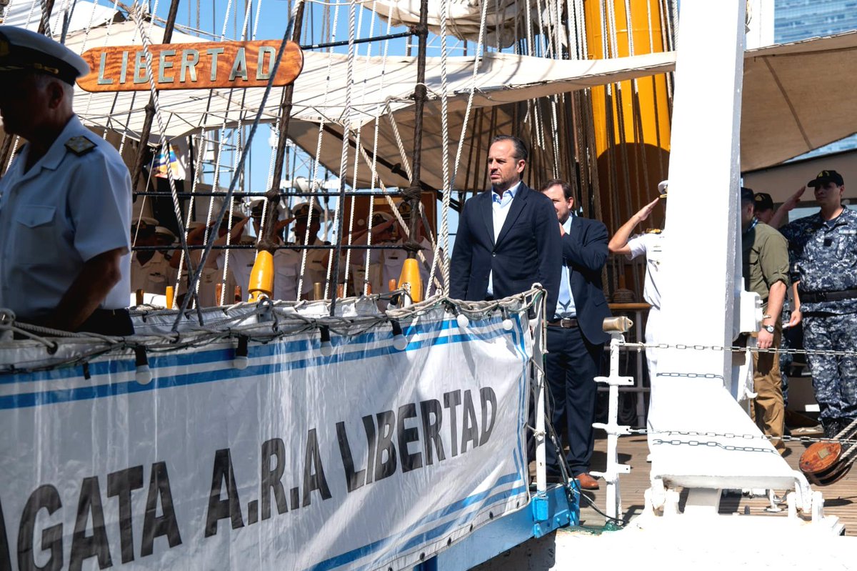 Guillermo Madero tweet media