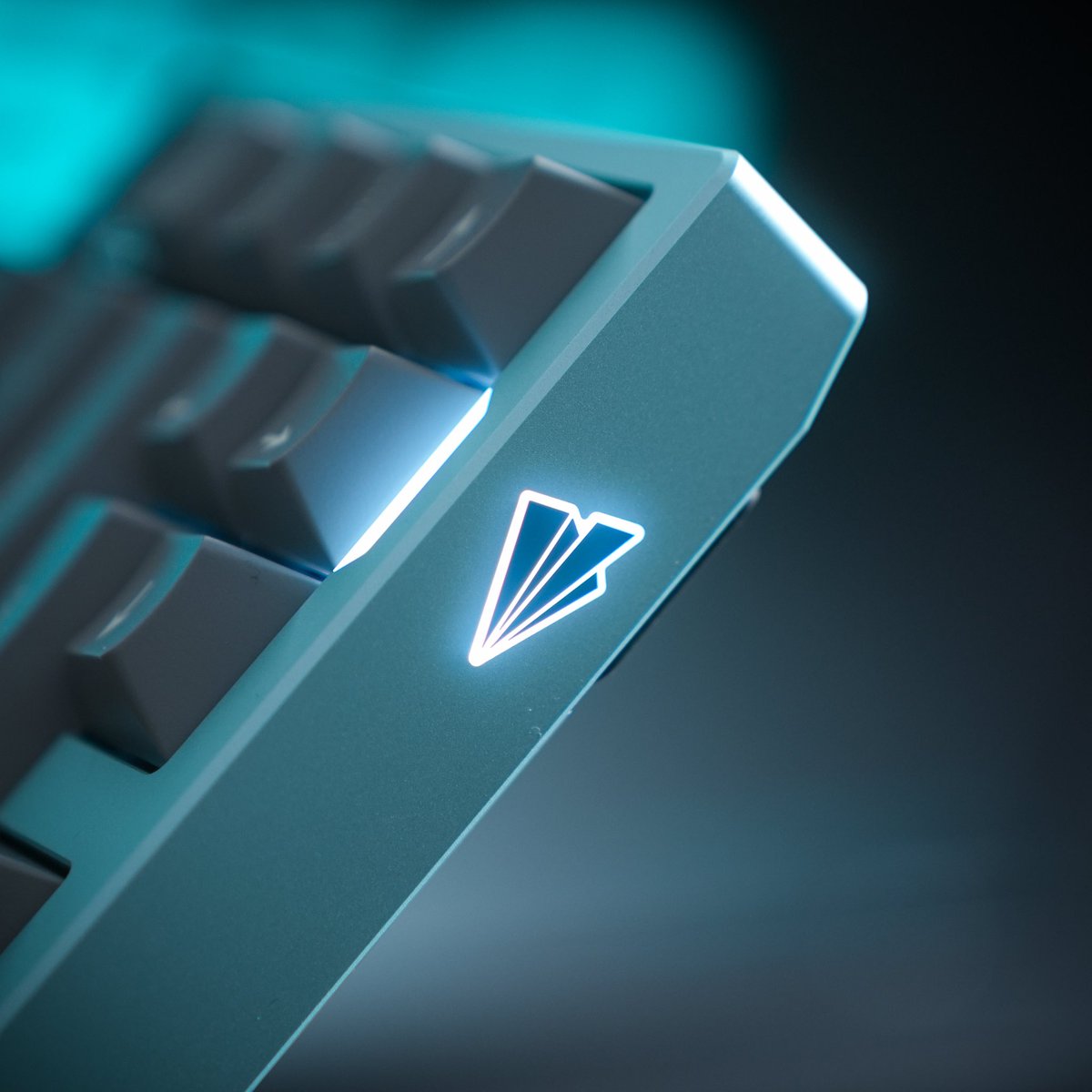 Leo Clacks tweet media