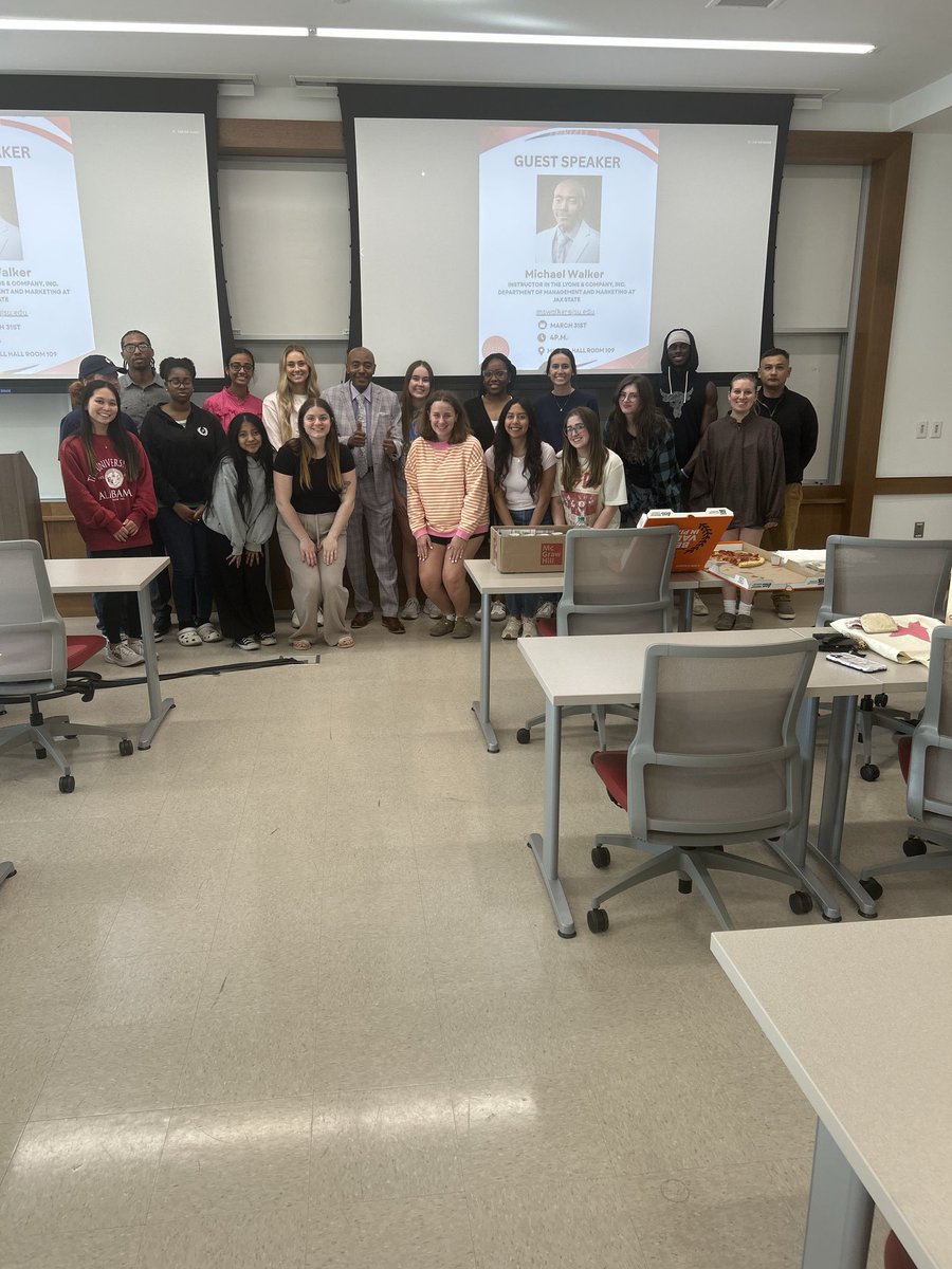 amaatjsu's tweet photo. AMA at Jacksonville State welcomed guest speaker Michael Walker 🎤✨ for a powerful conversation on professionalism 💼. Key takeaway 💡: it doesn’t start at your first job it starts NOW ⏳🔥. Build credibility, stay consistent, and remember actions speak louder than words 🤝💯 https://t.co/TBdF4ebslU