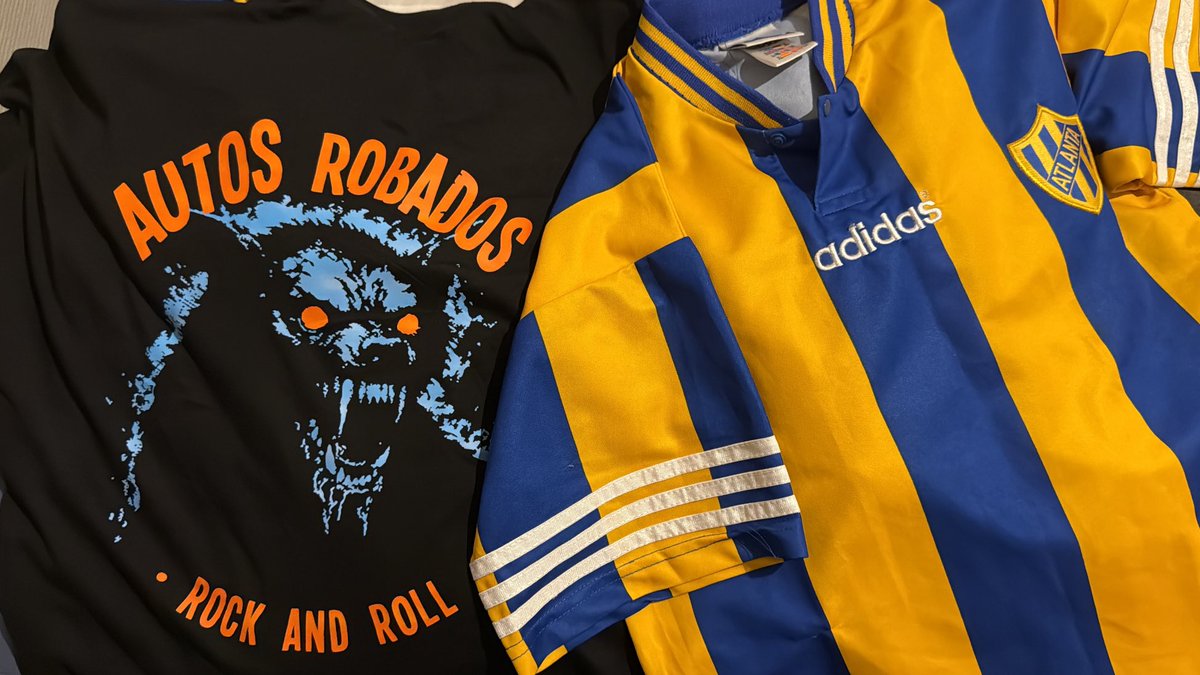 Me Baño Y Prendo tweet media