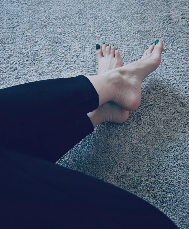 三线女作家 Chloe Zheng tweet media