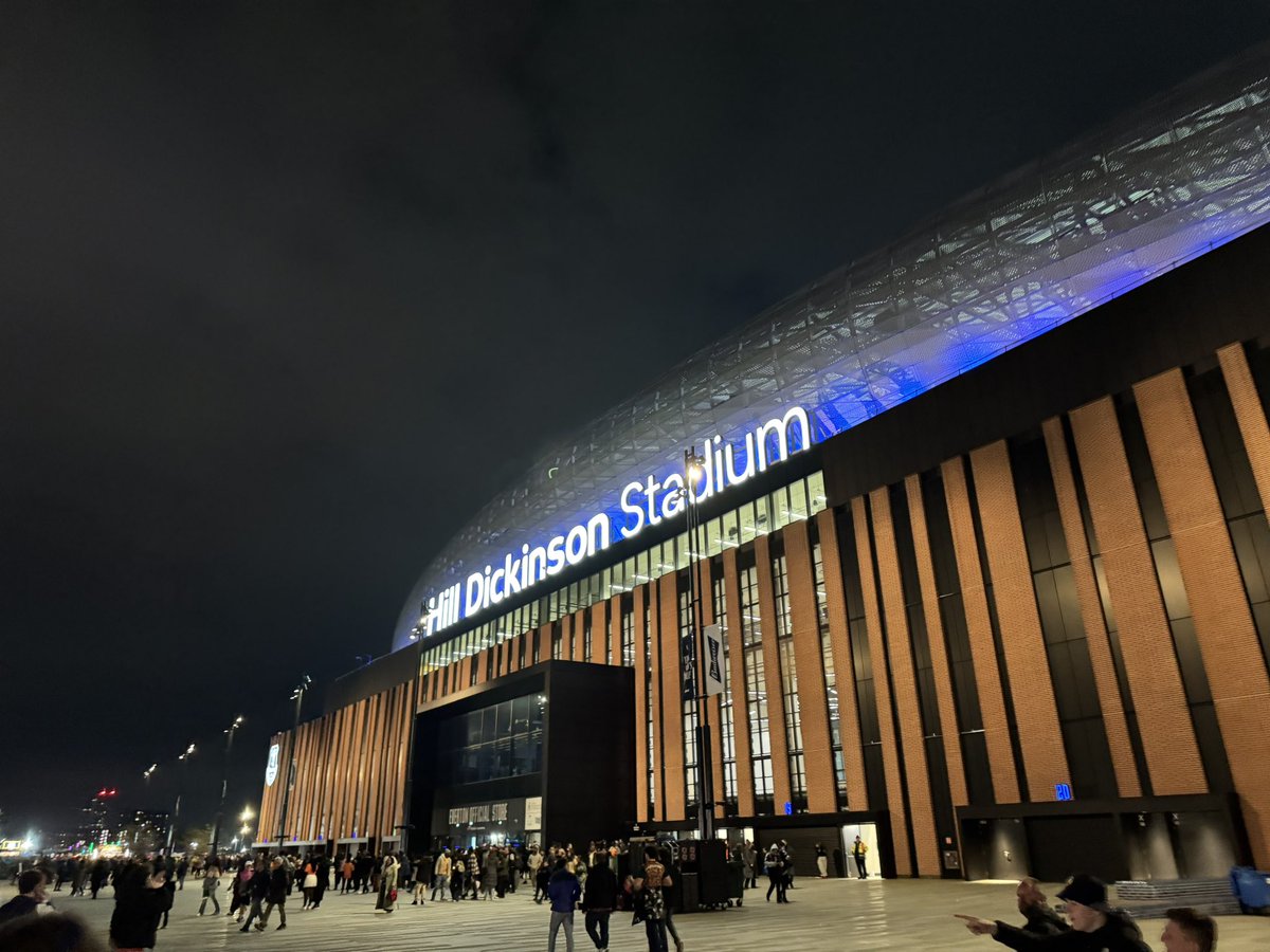 𝙹𝙰𝙼𝙸𝙴 𝙼𝙲𝚀𝚄𝙴𝙴𝙽 tweet media