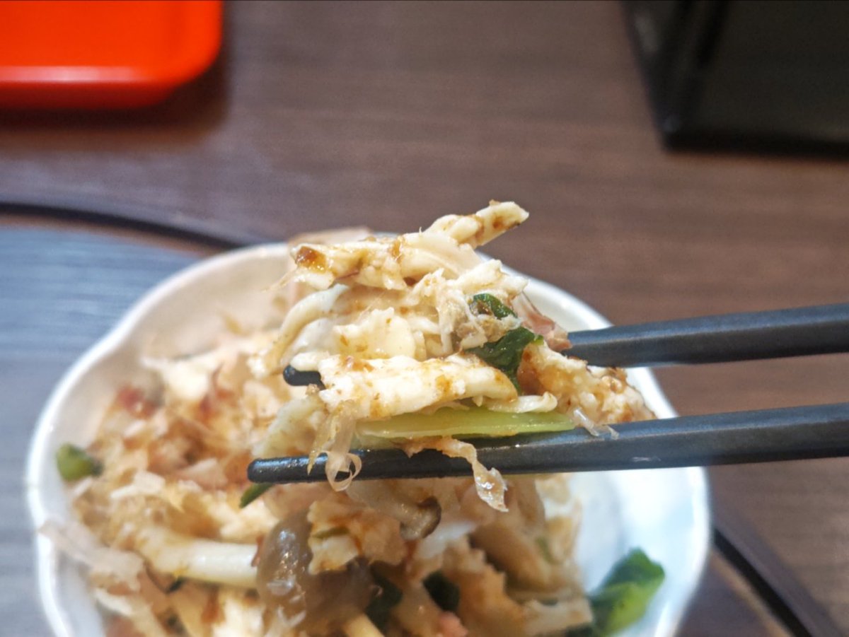tmknsmb_o_o's tweet photo. おはようございます
朝ごはんをしっかり食べて、新年度から元気にいきませう(≧▽≦)
土鍋炊きご飯(中)🍚
豚汁(具沢山)🐷🍠
鶏胸肉と野菜の梅かつお和え🐔🥬
#glouton https://t.co/ra5d6aidSm